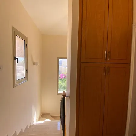 Luxury Villa Phaedra Klorakas Exterior photo