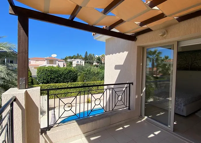 Luxury Villa Phaedra
